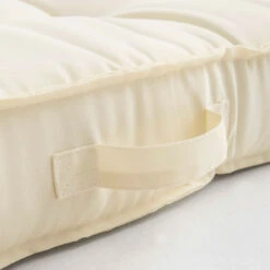 Coussin De Sol Ou D'assise Matelassé Polyester écru 120 X 80 X 12cm 11 Coussin De Sol Ou D'assise Matelassé Polyester écru 120 X 80 X 12cm -Le Coin Detente Boutique 6415c6be3ff350fa