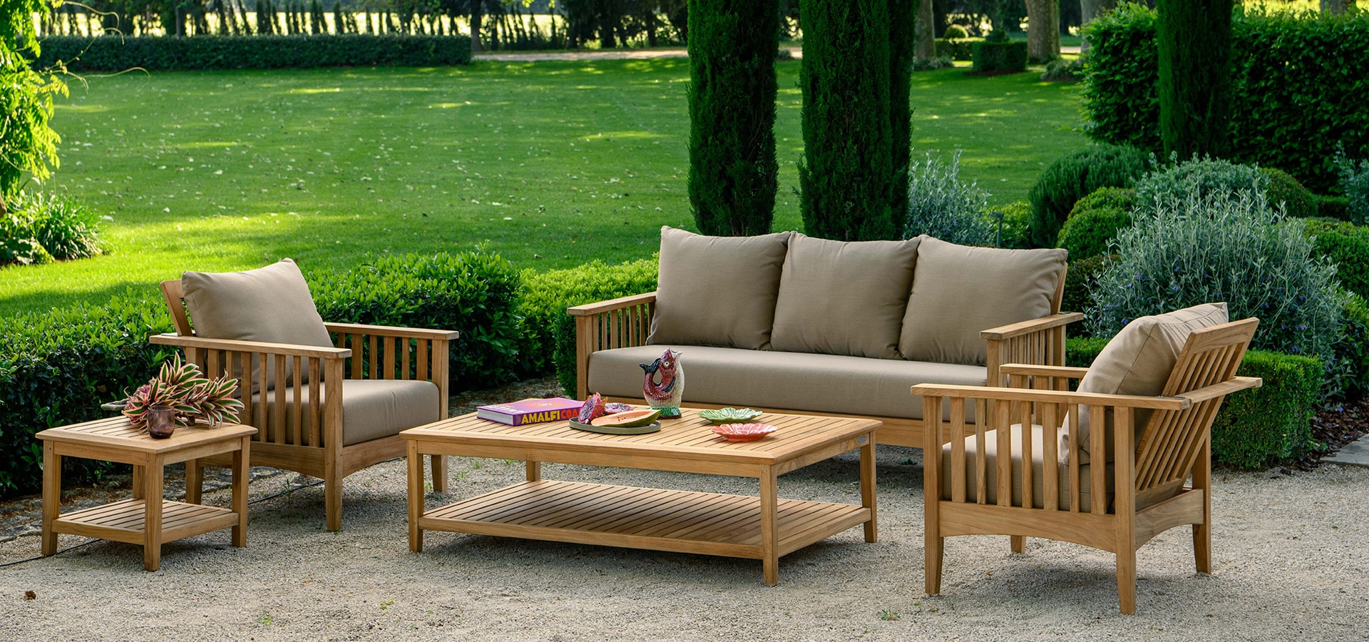 Le Coin Detente Boutique -Le Coin Detente Boutique 131 2 min